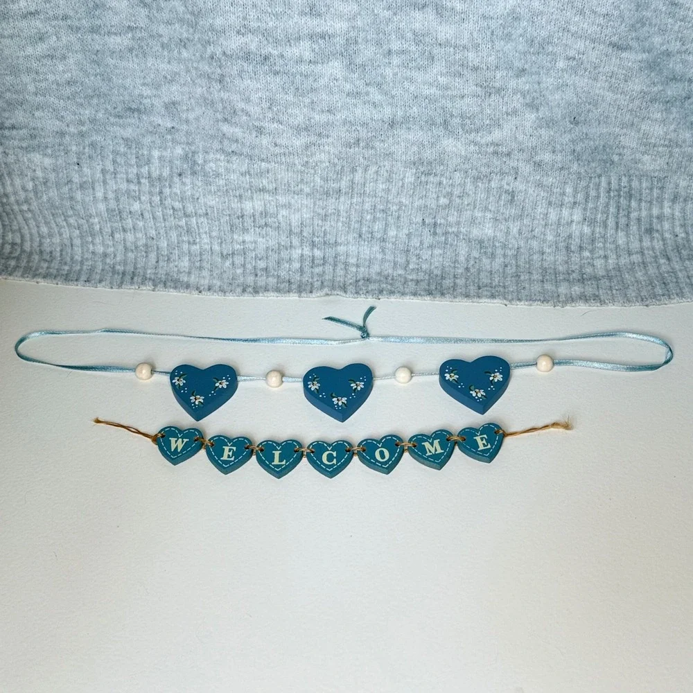 Blue Wooden Heart Welcome Garland Set Floral Painted 90s Cottagecore Wall Decor